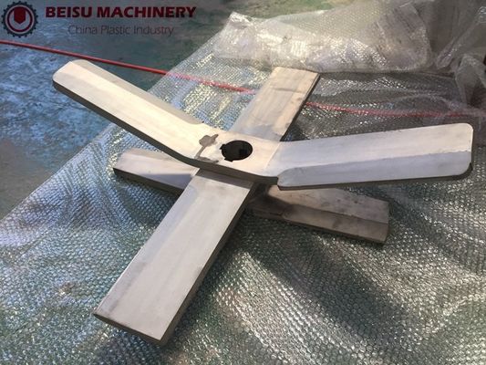 Integrally Cast Design Plastic Machine Parts PVC / PE / PP Mixer Blade